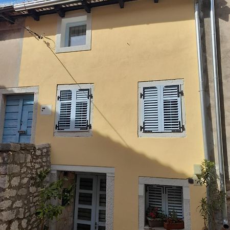 Apartment The Old House Vrsar Exterior foto